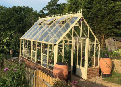 Robinsons Rushmoor Victorian Greenhouse