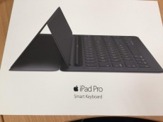 Apple iPad Pro 12.9 Smart Keyboard - NEW / BNIB / BOXED