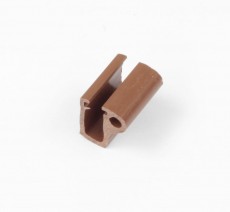 Clip brown plastic 02-2495